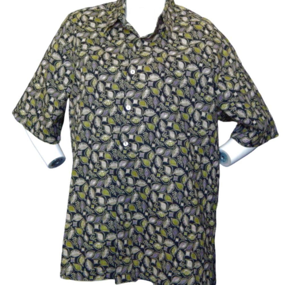 Tori Richard Large Button Front Leaves 100% Cotton Lawn Camp Shirt Aloha